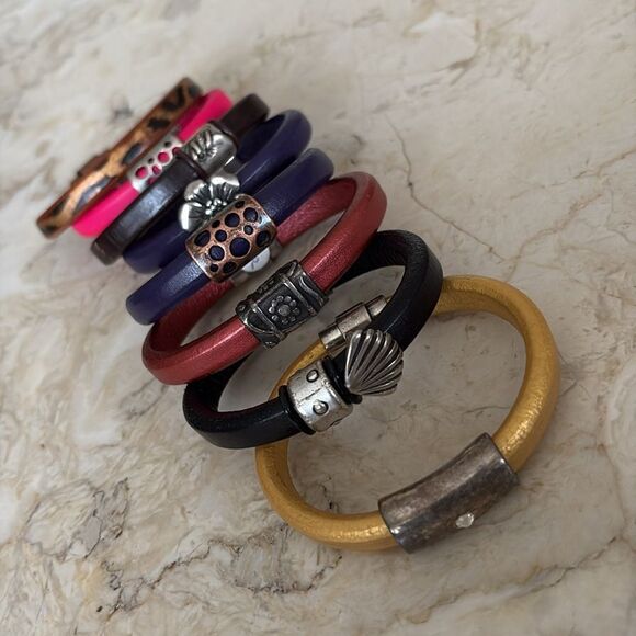 New! Handcrafted Leather Cuff Style Bracelet - Picture 9 of 9